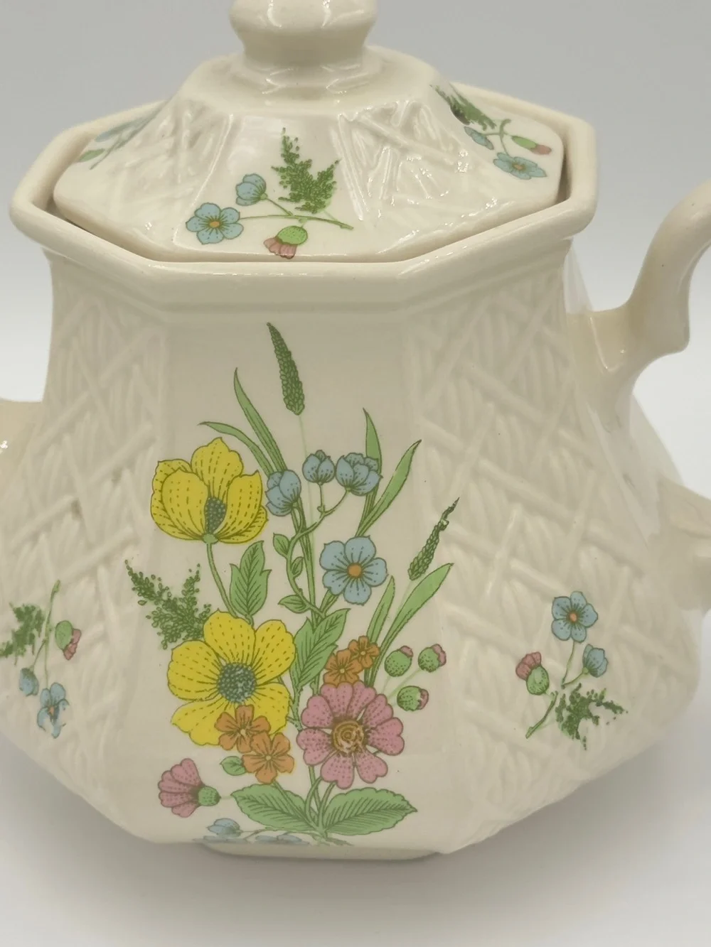 Vintage Sadler Windsor Teapot Basketweave Floral Octagonal Made in England